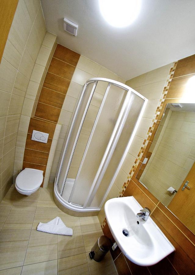 Privat Galfy Hotel Vysoké Tatry Buitenkant foto