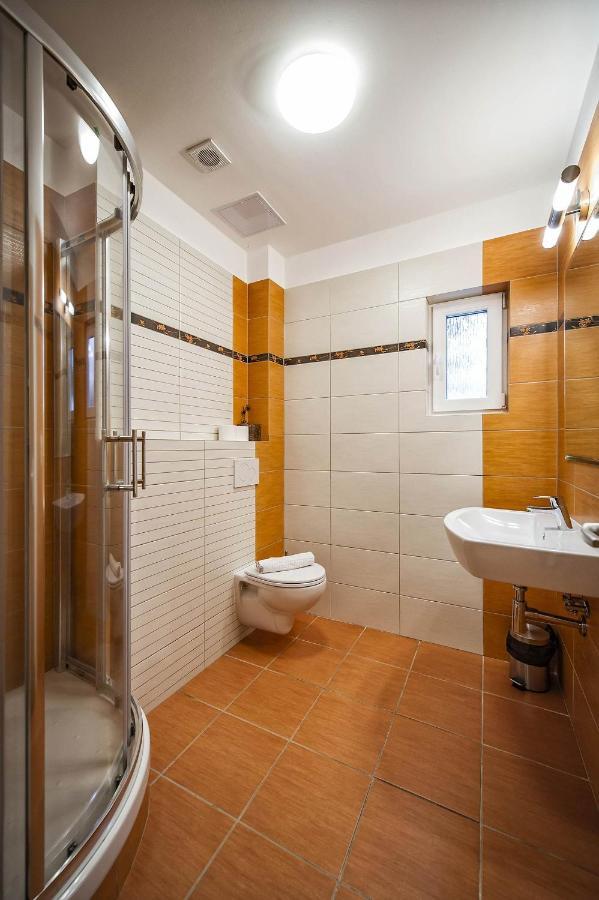 Privat Galfy Hotel Vysoké Tatry Buitenkant foto