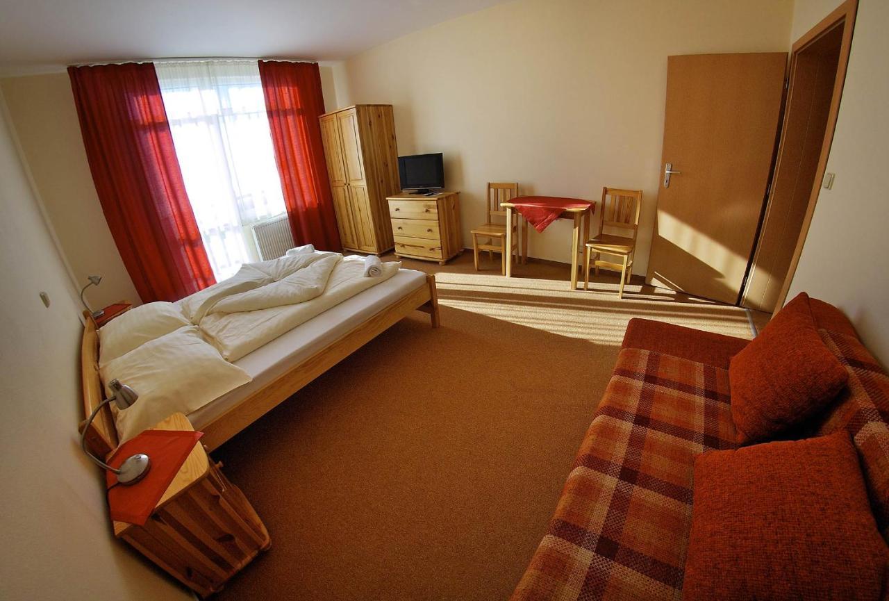 Privat Galfy Hotel Vysoké Tatry Buitenkant foto