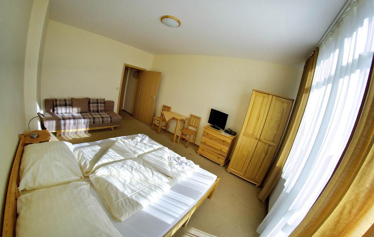 Privat Galfy Hotel Vysoké Tatry Buitenkant foto